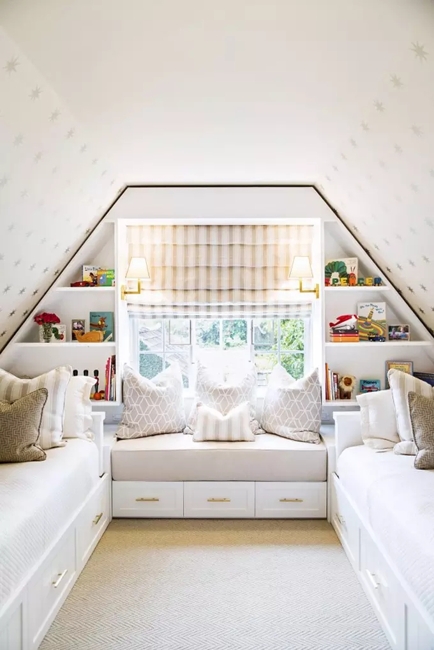 attic kids room