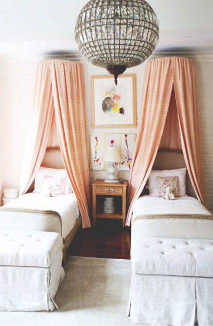 elegant two canopy beds