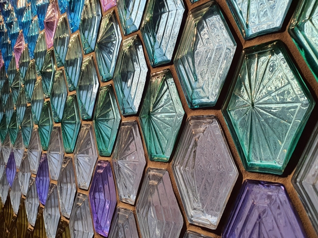 glass tiles modern kitchen wall designs