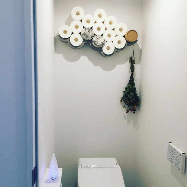 surprising items quirky wall decorating