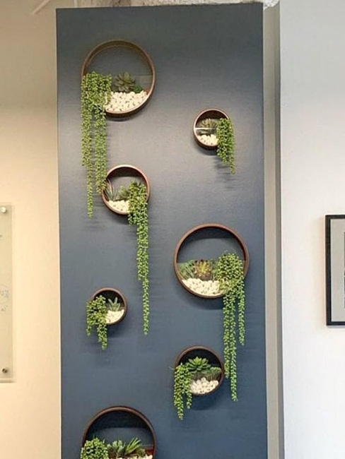 surprising items quirky wall decorating