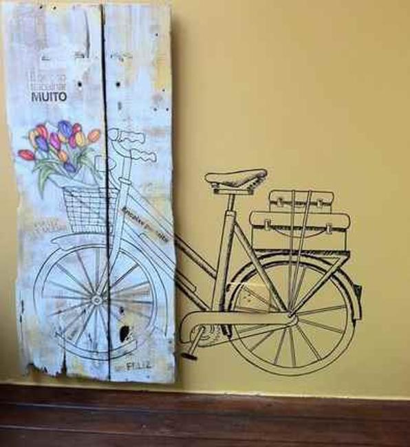 metal wheel DIY decorating ideas