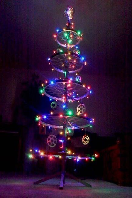 metal wheel DIY decorating ideas