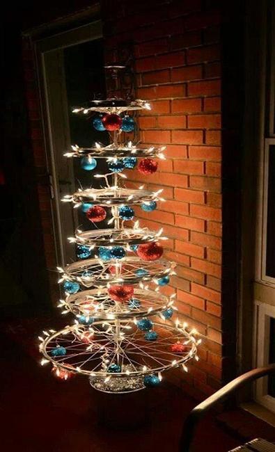 metal wheel DIY decorating ideas