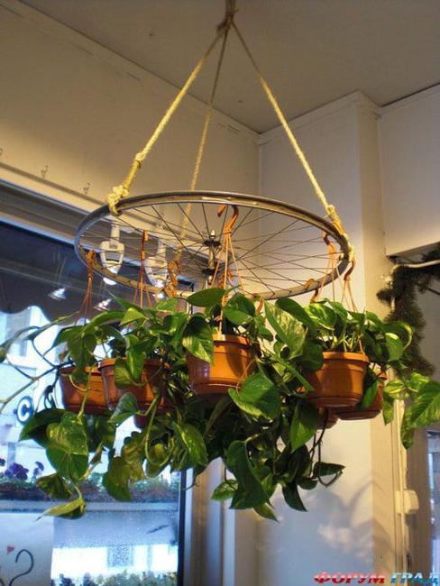 metal wheel DIY decorating ideas