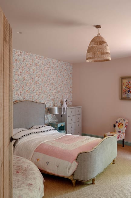 bedroom decorating round house conversion