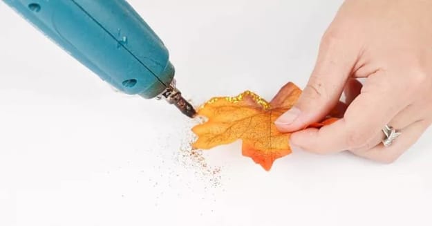 fall leaf decorating