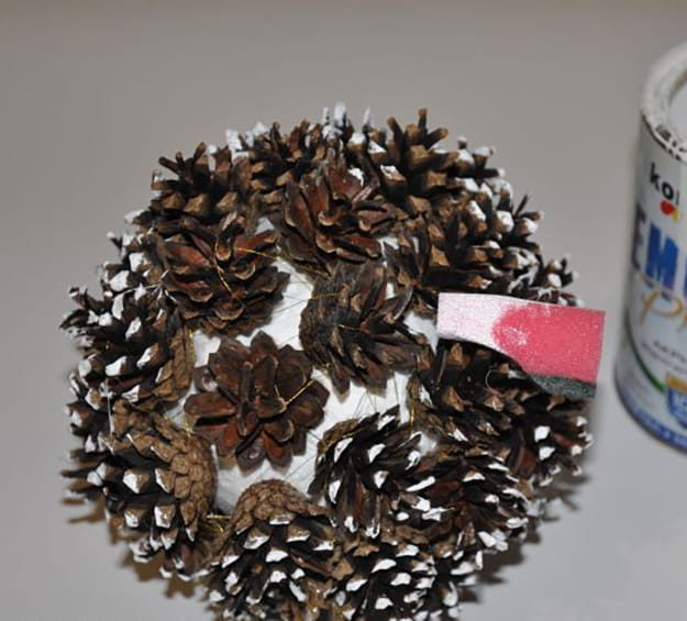 how to make pine cone topiary tutorial