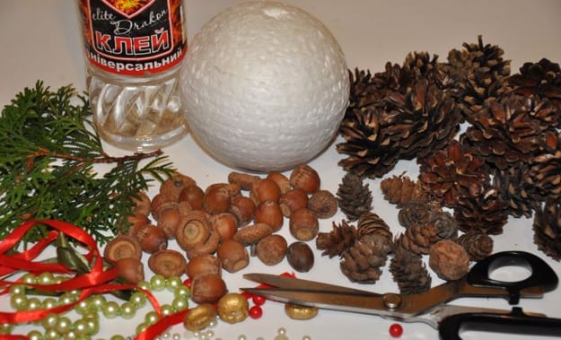 how to make pine cone topiary tutorial