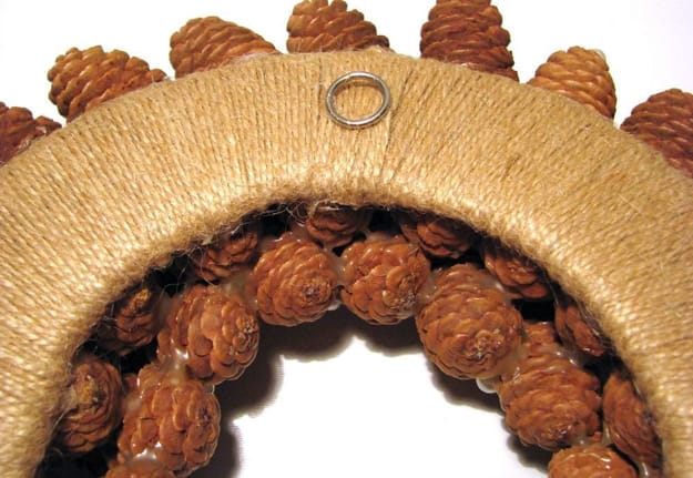 how to make pine cone wreath tutorial