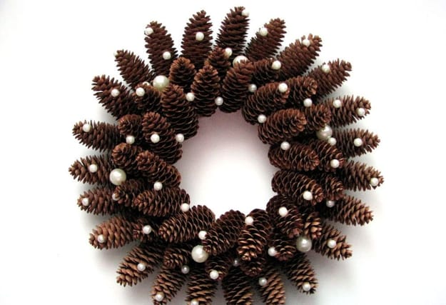 how to make pine cone wreath tutorial