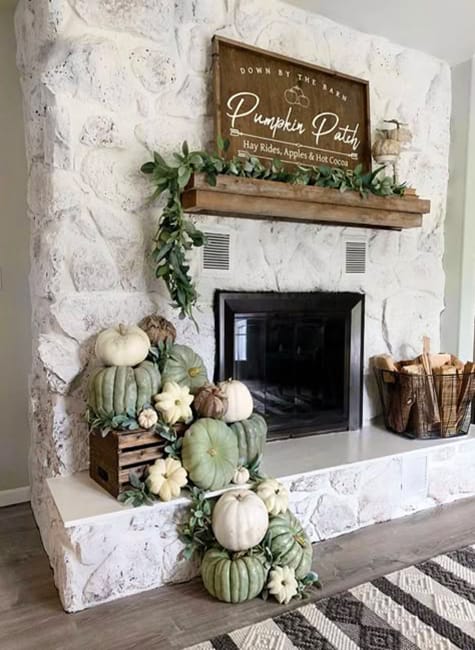 natural fall decor pumpkins