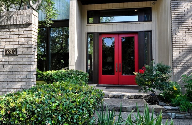 accent door color mid century modern color trends