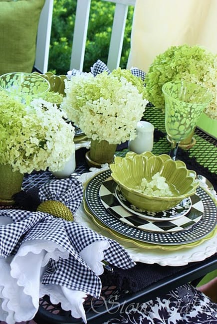 green colors leaf patterns party table setting ideas
