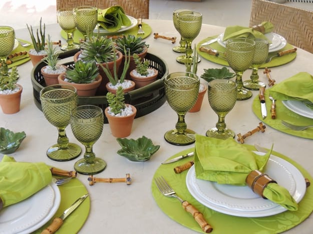 green colors leaf patterns party table setting ideas