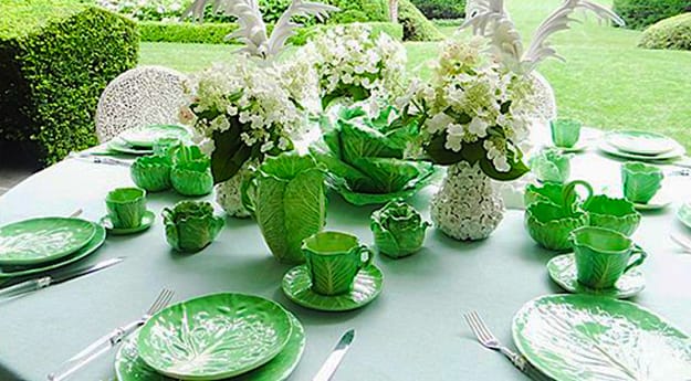 green colors leaf patterns party table setting ideas