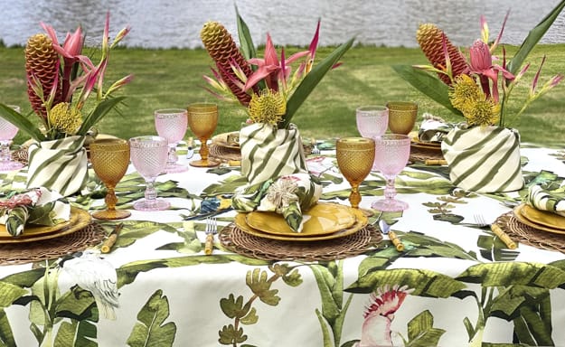 green colors leaf patterns party table setting ideas