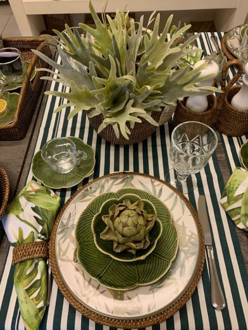 green colors leaf patterns party table setting ideas
