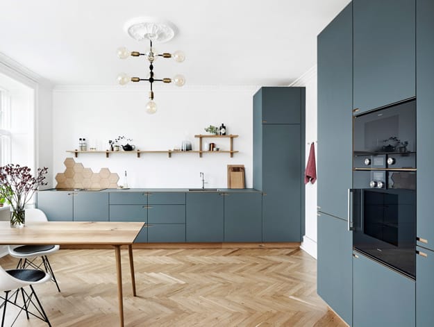 spacious contemporary kitchen design