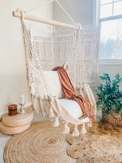 hanging chair