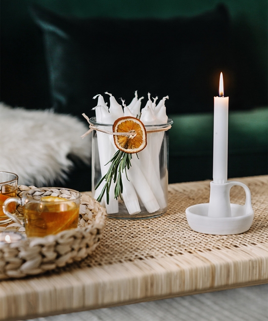 storage baskets candle centerpiece ideas