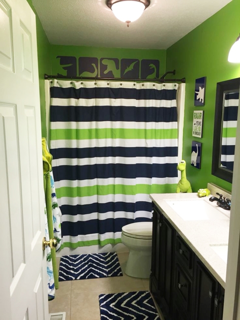 creative colorful young child bathroom decorating themes