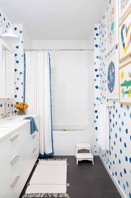 bright blue green colors boys bathroom decorating