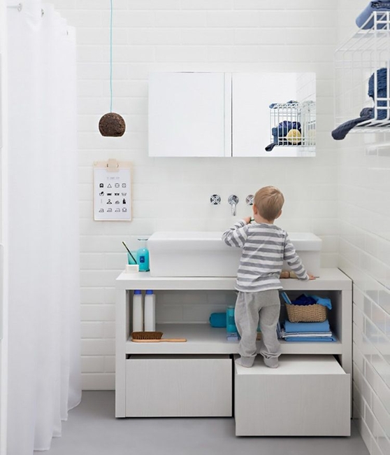 creative colorful young child bathroom decorating themes