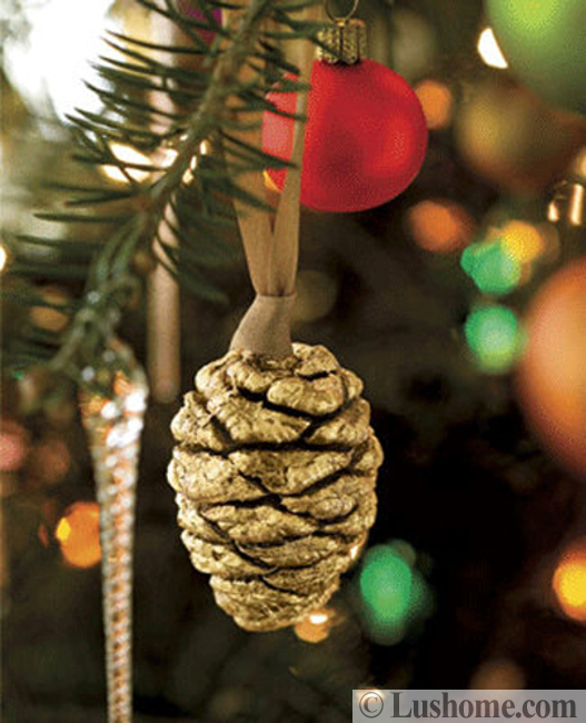 handmade holiday decorations