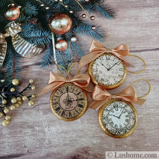 traditional christmas decorations retro styles