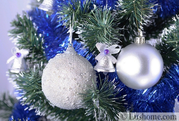 traditional christmas decorations retro styles