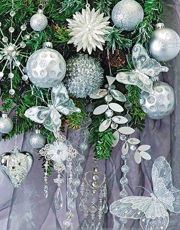 silver holiday decorations