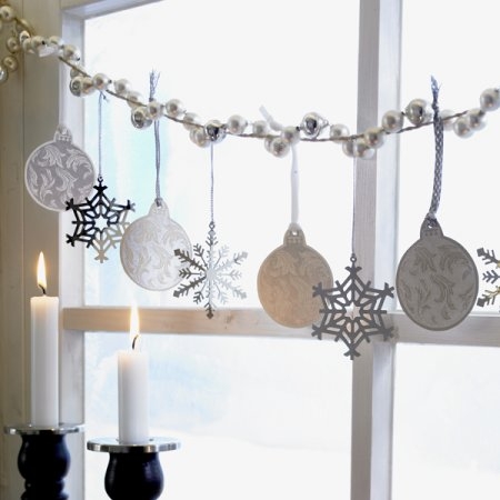 silver holiday decorations