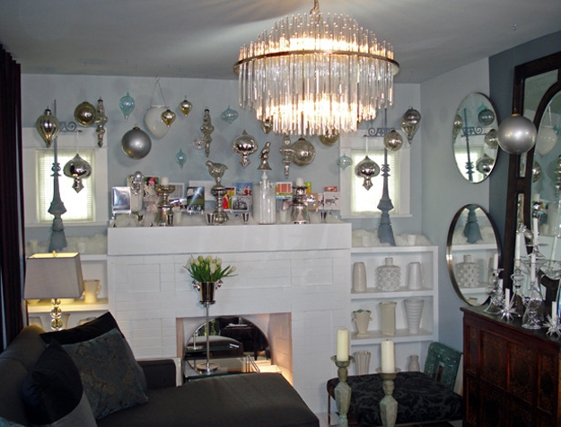 silver holiday decorations