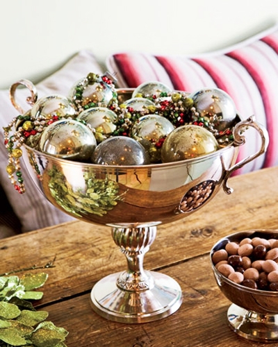 silver holiday decorations