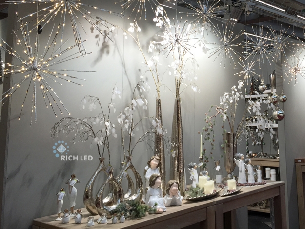 silver holiday decorations