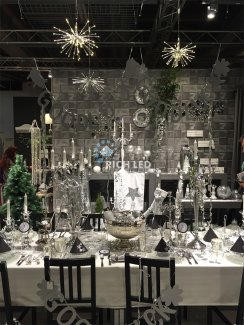 silver holiday decorations