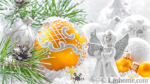 golden decorations winter holiday decorating themes