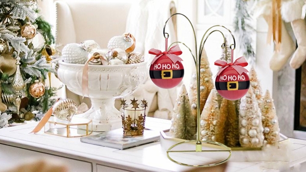 golden decorations winter holiday decorating themes
