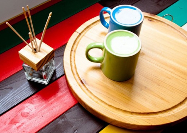 wooden accents table decorations centerpiece ideas