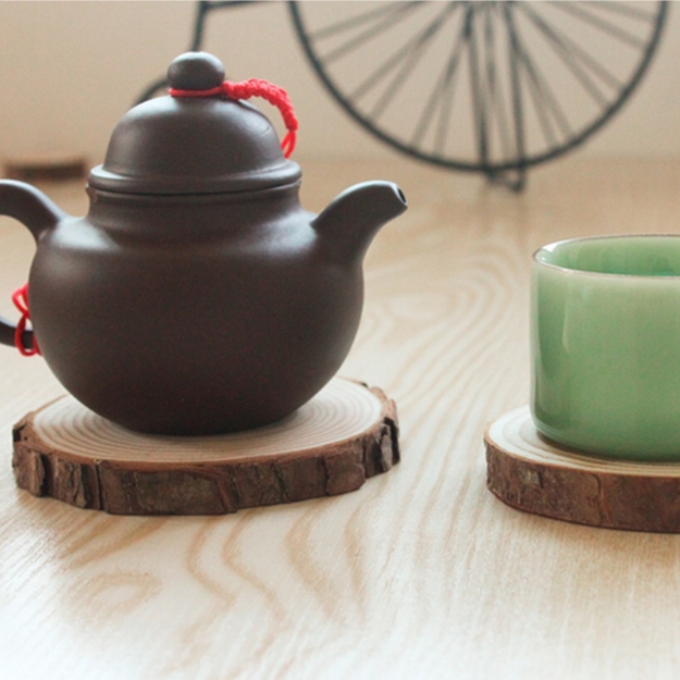 wooden accents table decorations centerpiece ideas