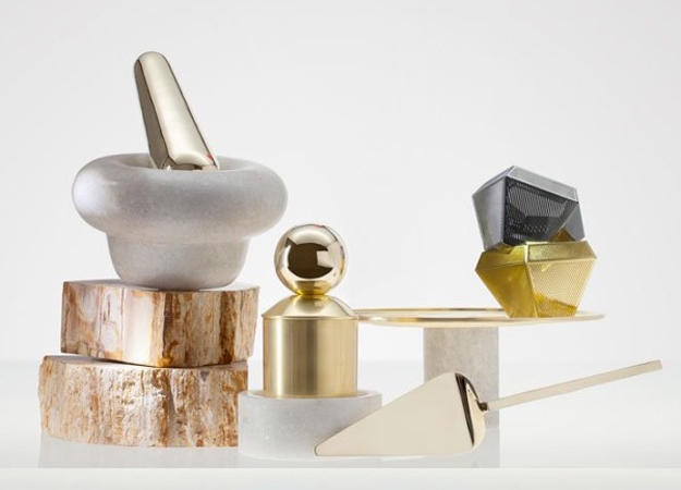 wooden accents table decorations centerpiece ideas