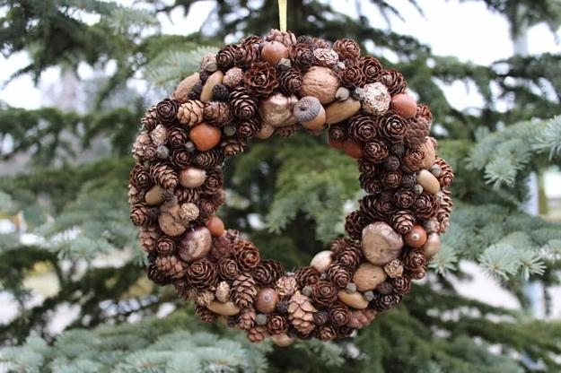 pine cone wreath
