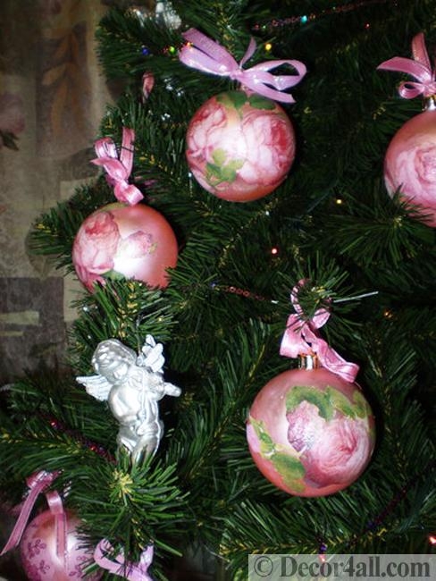 pink color winter holiday decor ideas