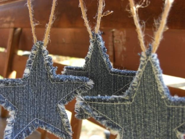 winter craft ideas recycle denim fabric holiday decorations