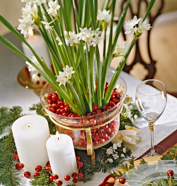 triandrus daffodils candle centerpiece idea