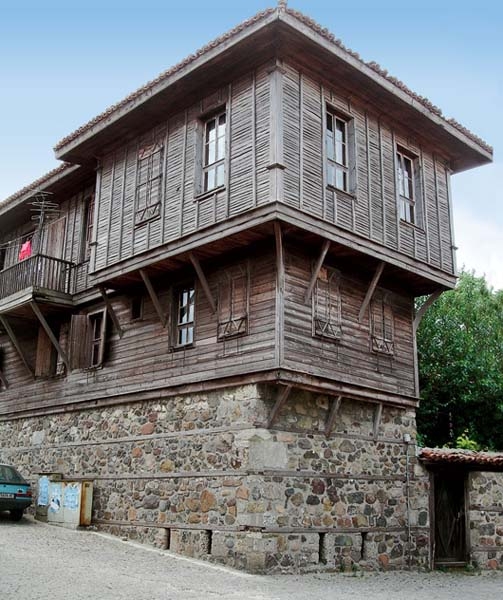 wood stone house design