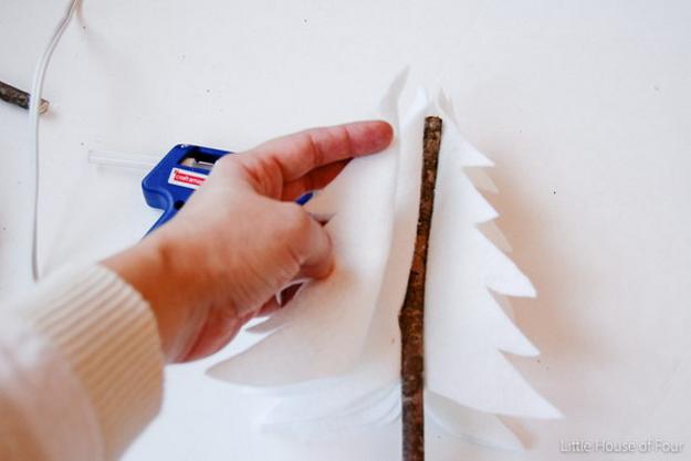 how to make tabletop holiday tree