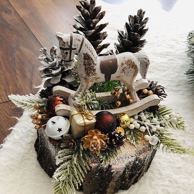 horse winter holiday decorations