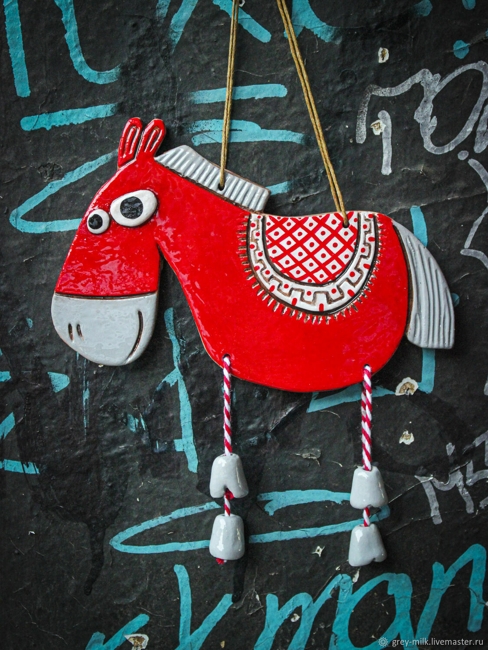 red horse winter holiday decorations